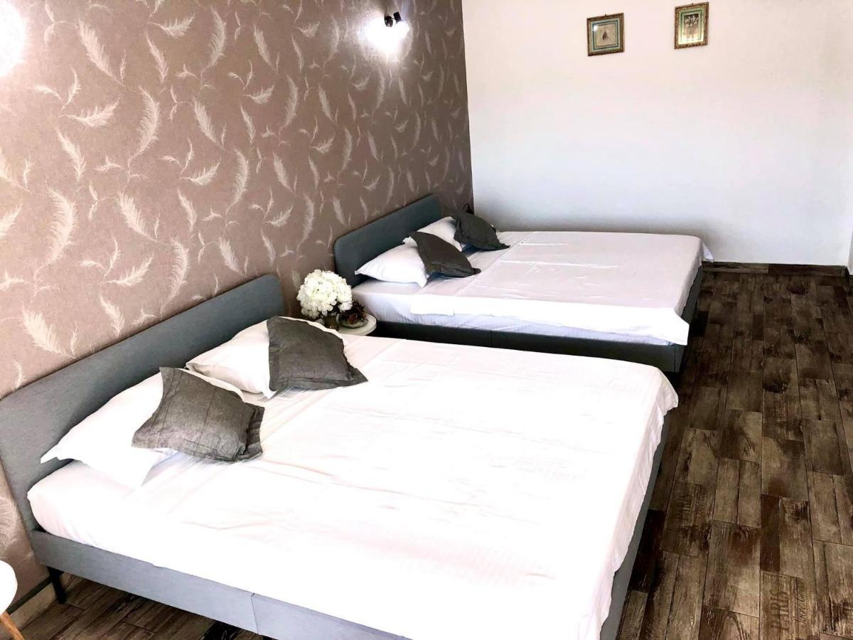 Mustaciosul Dunarii Otel Ieşelniţa Dış mekan fotoğraf