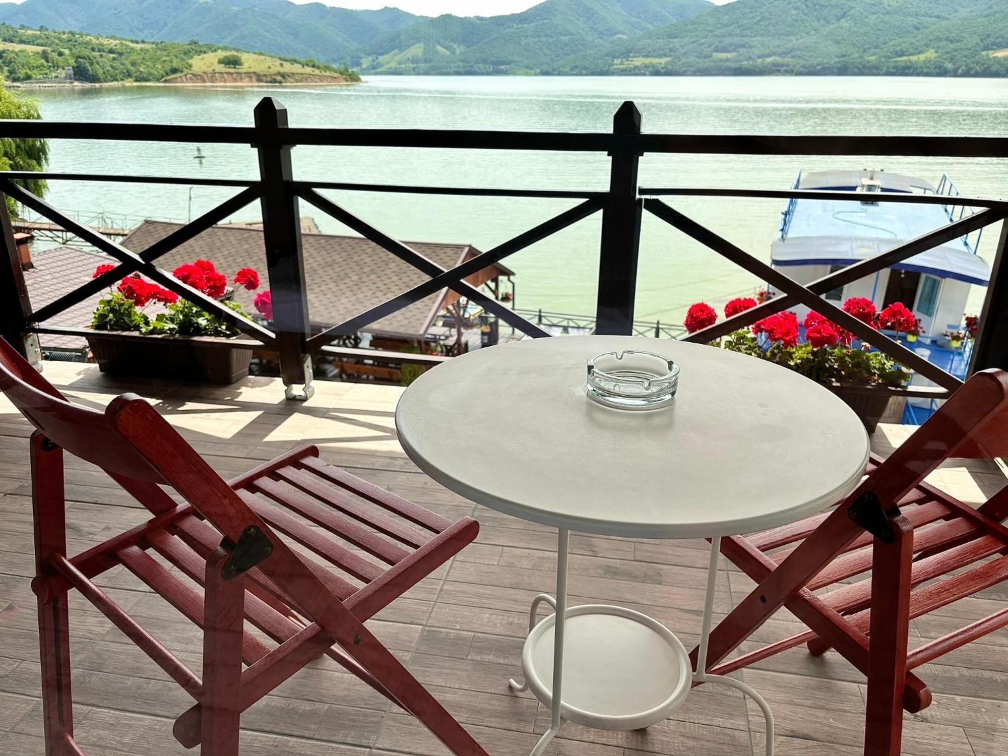 Mustaciosul Dunarii Otel Ieşelniţa Dış mekan fotoğraf