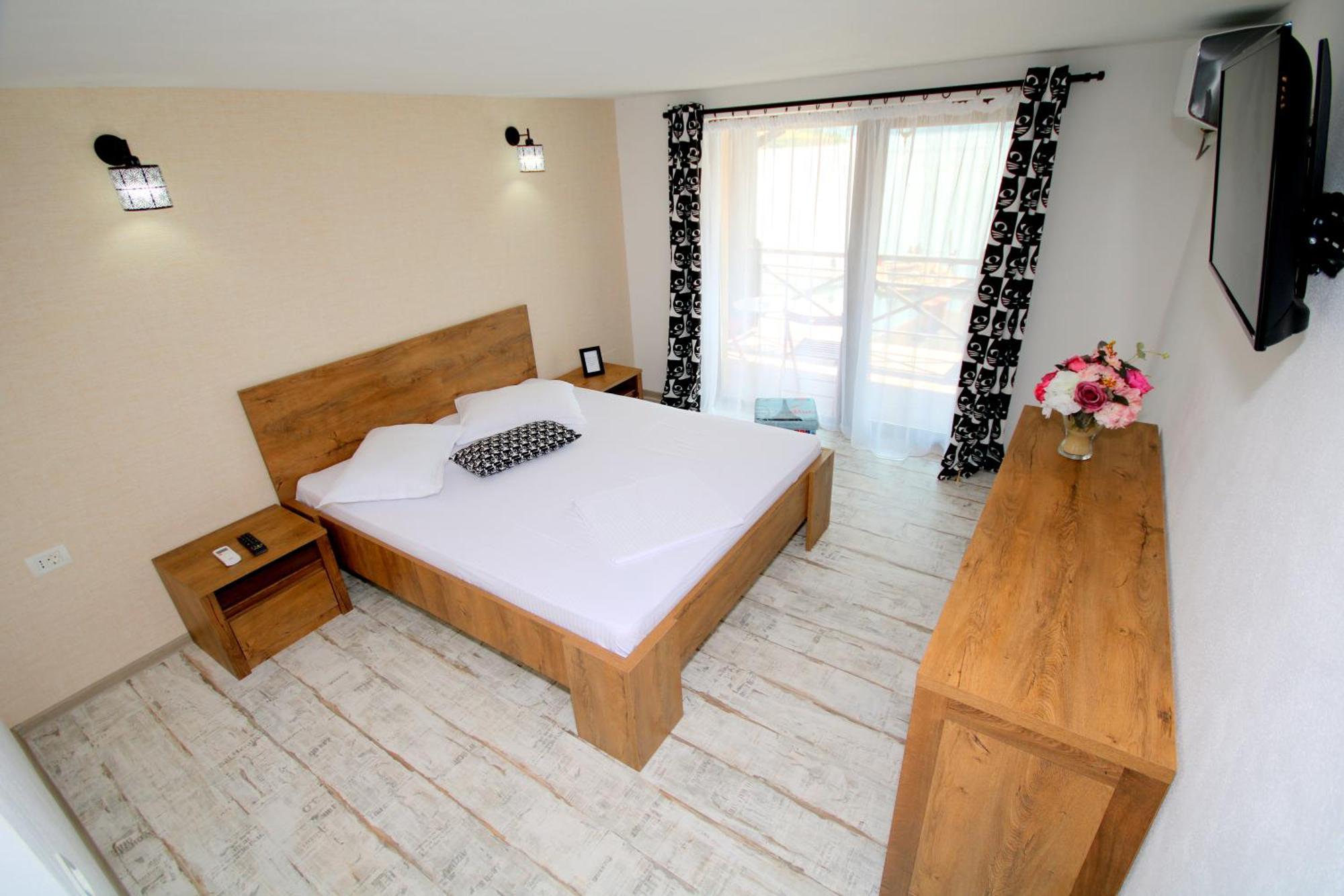 Mustaciosul Dunarii Otel Ieşelniţa Dış mekan fotoğraf